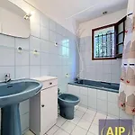 Résidence 02432-lacanau - Maison Quartier Calme Pour 5 Personnes, 100m Du Mae-1021 *